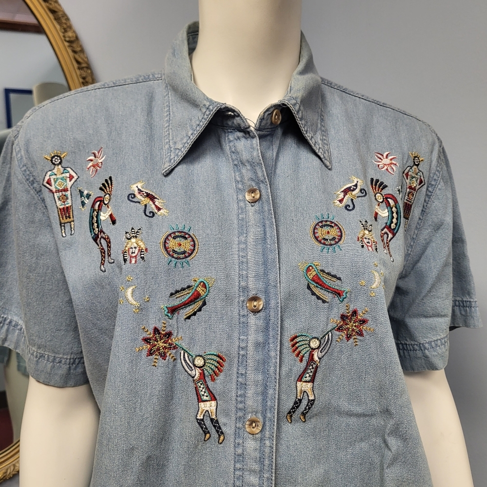 Kokopelli Denim Shirt vintage 90s embroidered chambray M vtg grunge